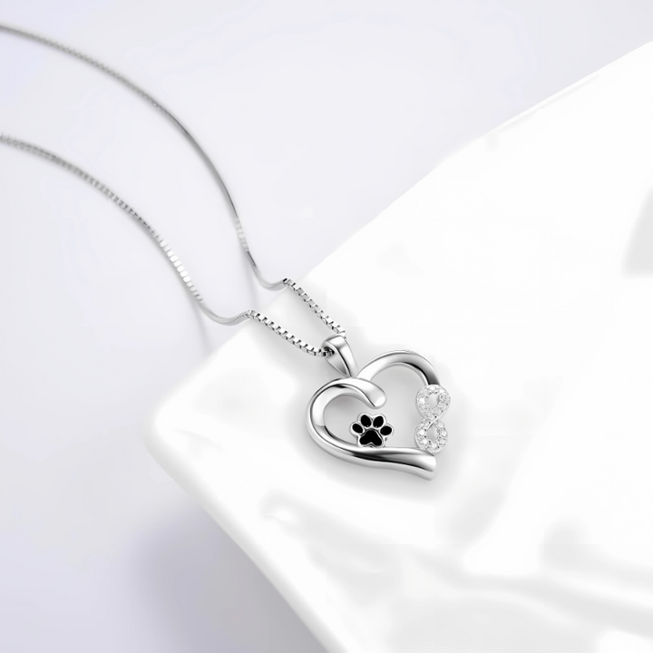 Althea - Necklace with paw & heart